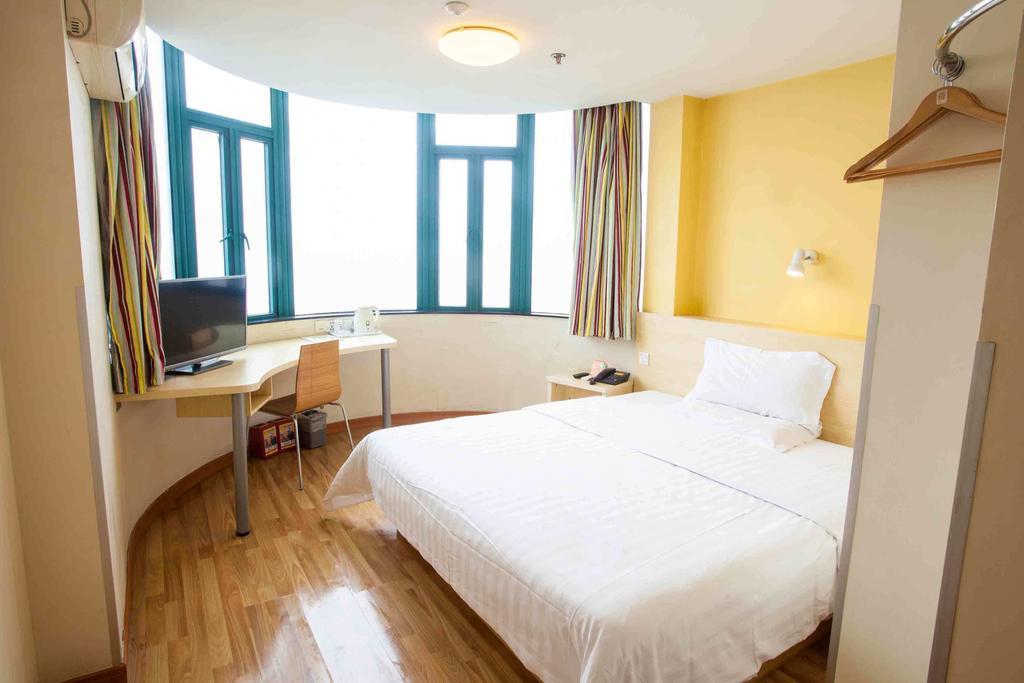 7Days Inn Guangzhou Tianhe Tangxia Junjing Huayuan Oda fotoğraf